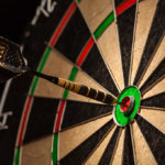 Closeup_Darts_Shooting_target_529036_1280x853